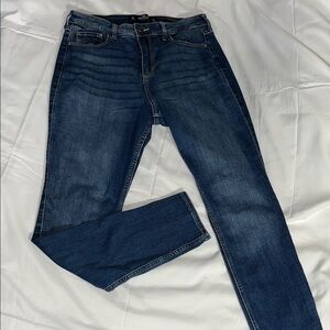 Hollister Women's Dark Blue Skinny Jeans